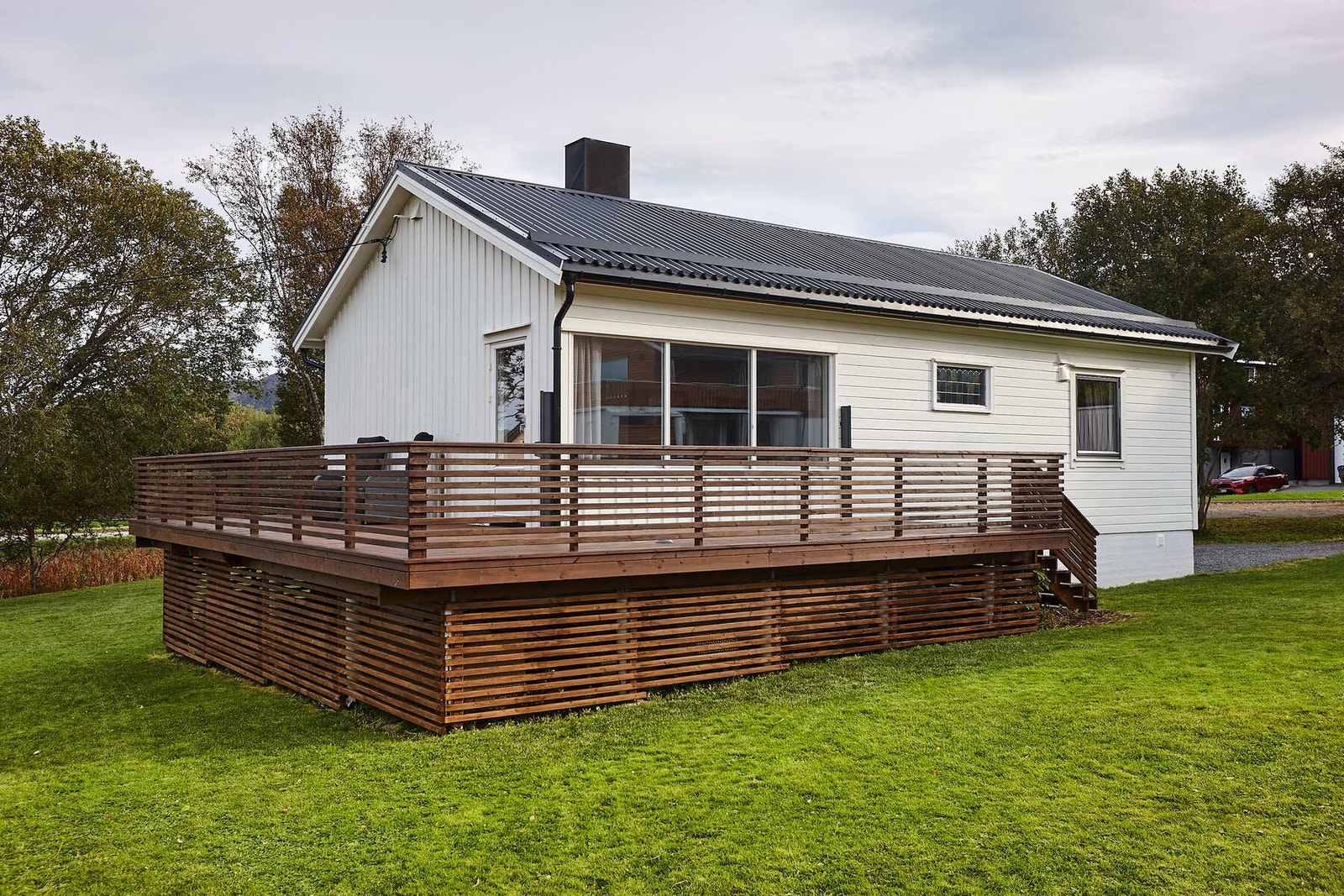Romslig veranda ny i tidsrommet 2021-2023. Galleribilde