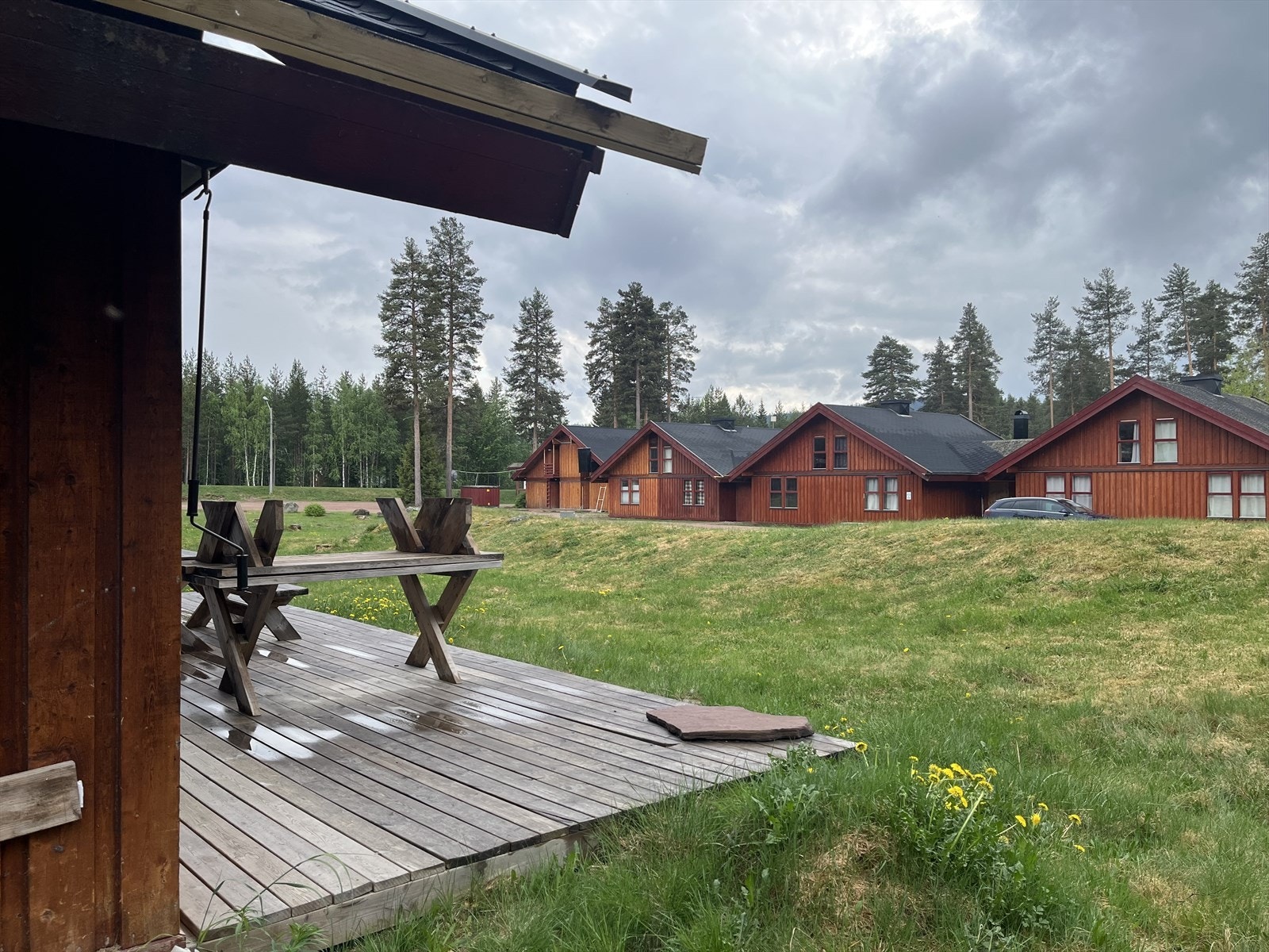 Trivelig uteområde og åpne fellesområder. Galleribilde