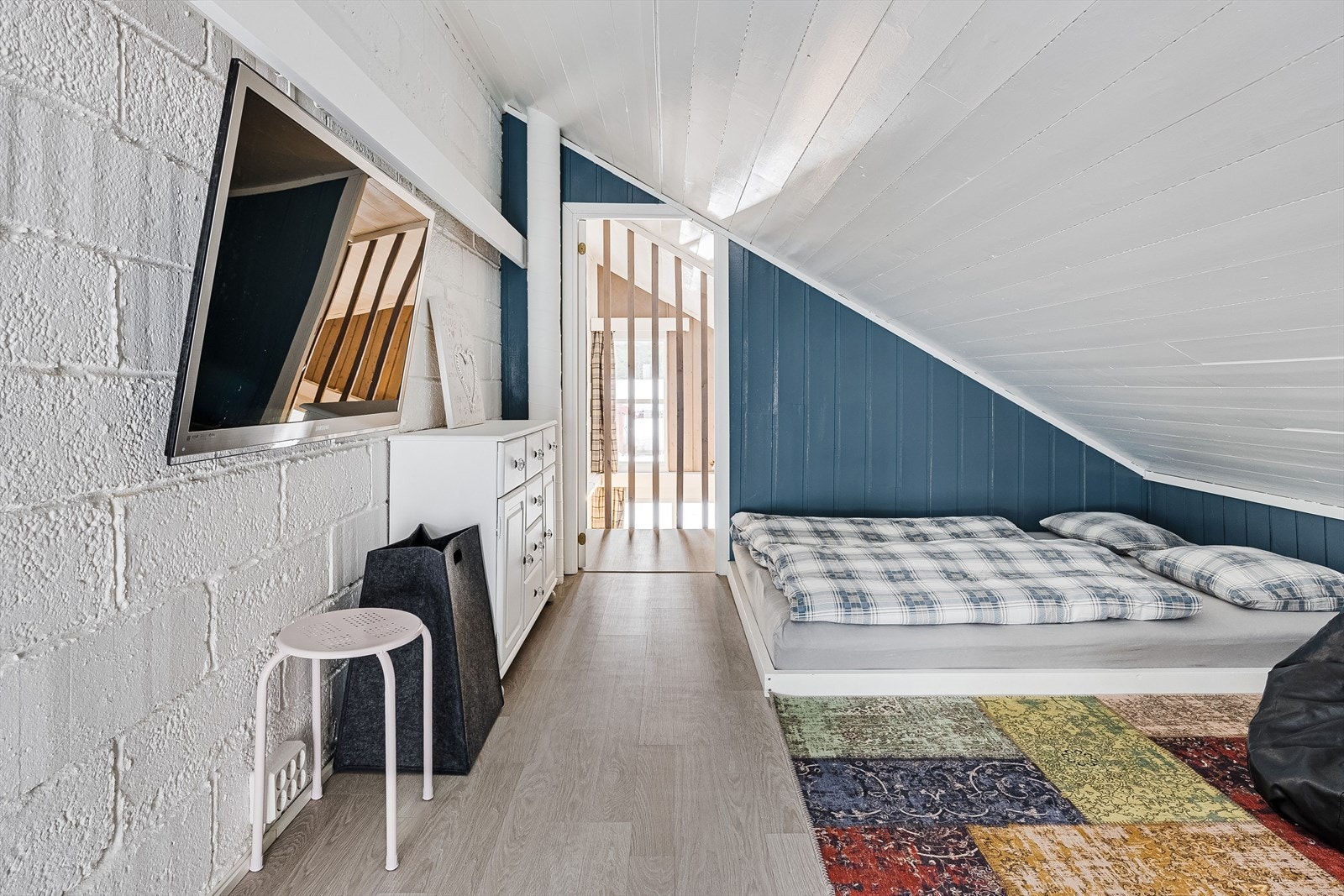 Soverom/loftstue. Galleribilde