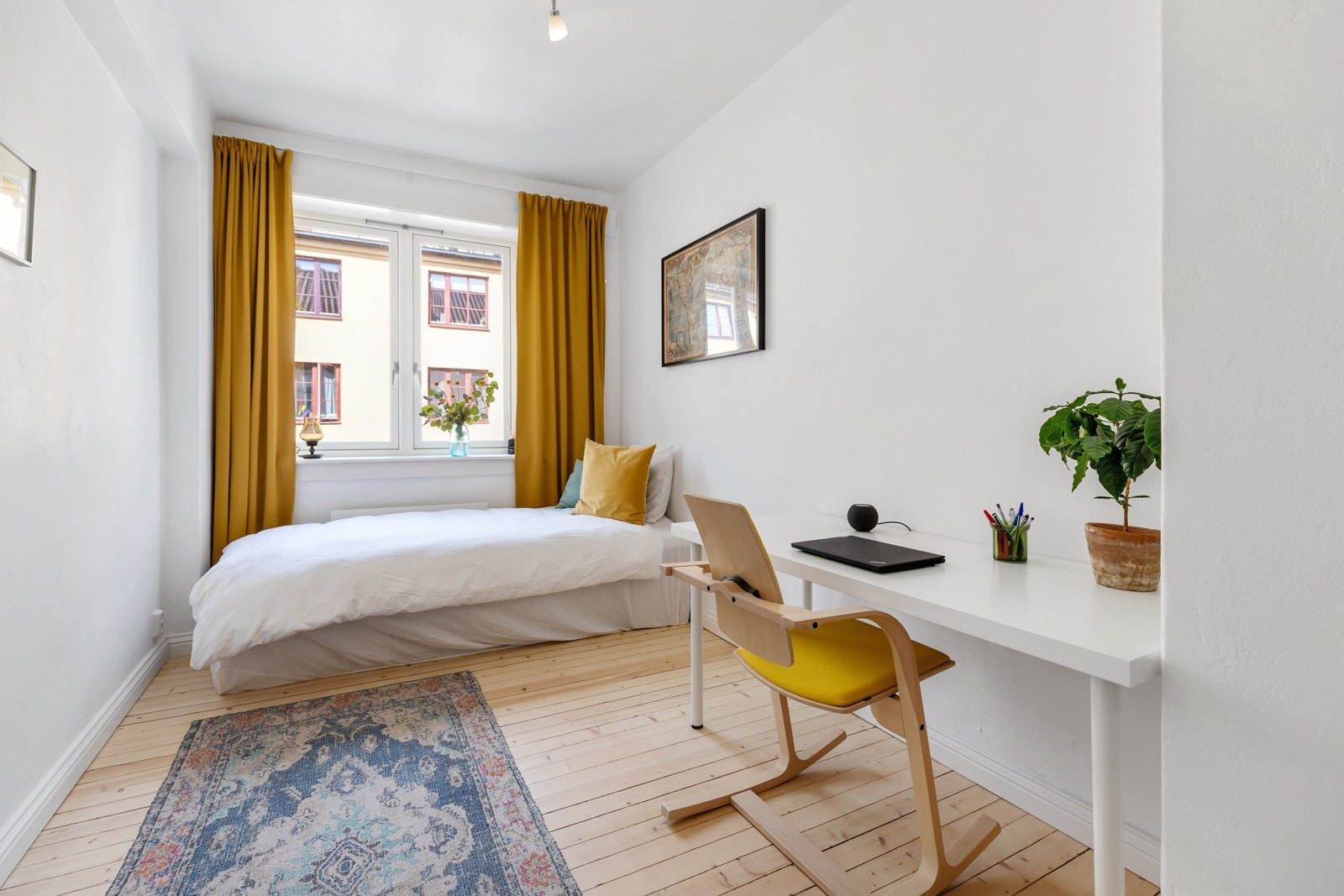 Soverom 2 har også plass til større seng Galleribilde