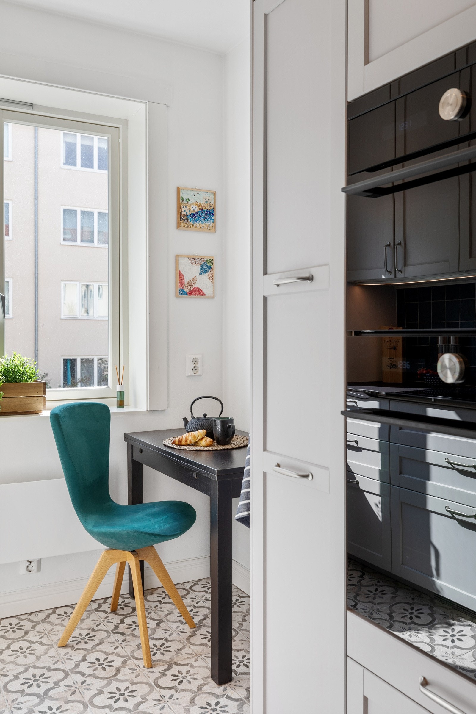 Koselig spiseplass på kjøkkenet Galleribilde