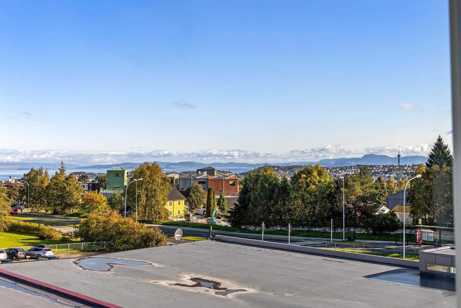 På Havstad bor du svært sentralt med nærhet til buss, butikker, apotek, Bymarka og flere turmuligheter. Galleribilde