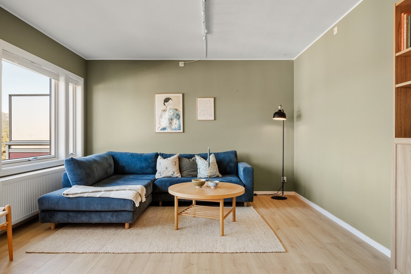 Overgangen fra vegger til tak er selvsagt listefri - her er ingenting tilfeldig. Galleribilde
