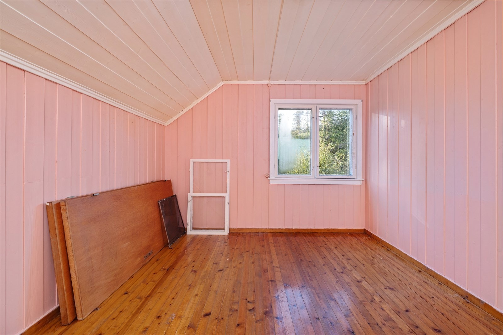 Soverom 2 nr. 6 Galleribilde