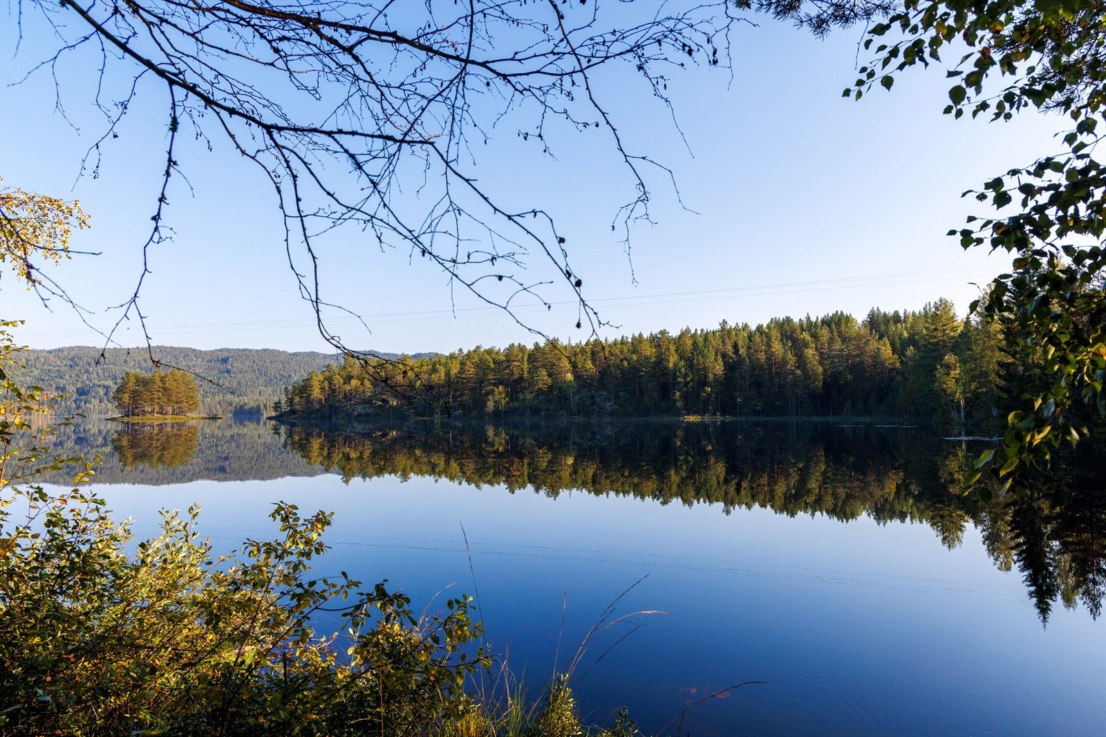 Eiendommen grenser til Vestre Bjonevann Galleribilde