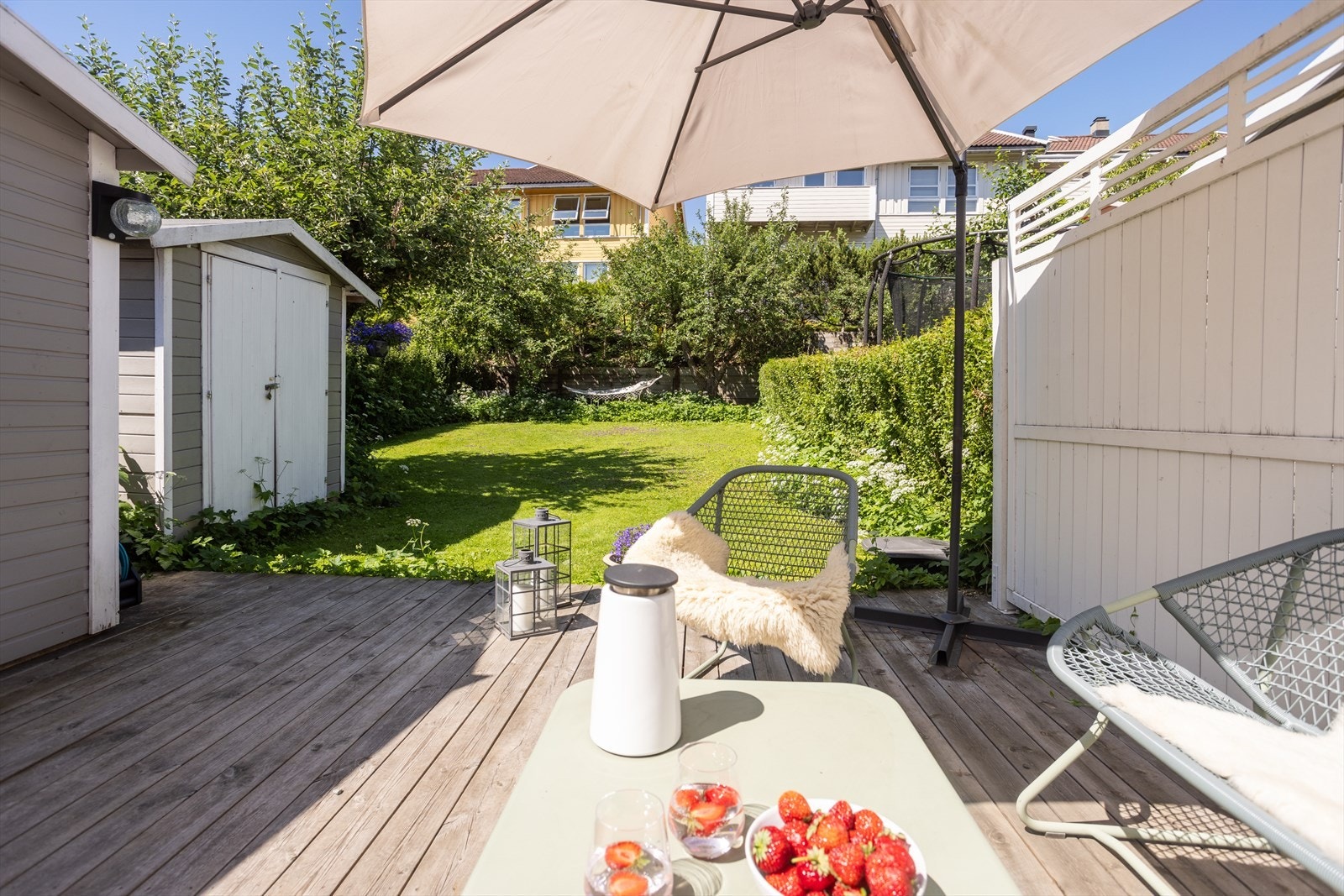 En familievennlig og attraktiv leilighet i firemannsbolig med en meget god beliggenhet på Tåsen. Galleribilde