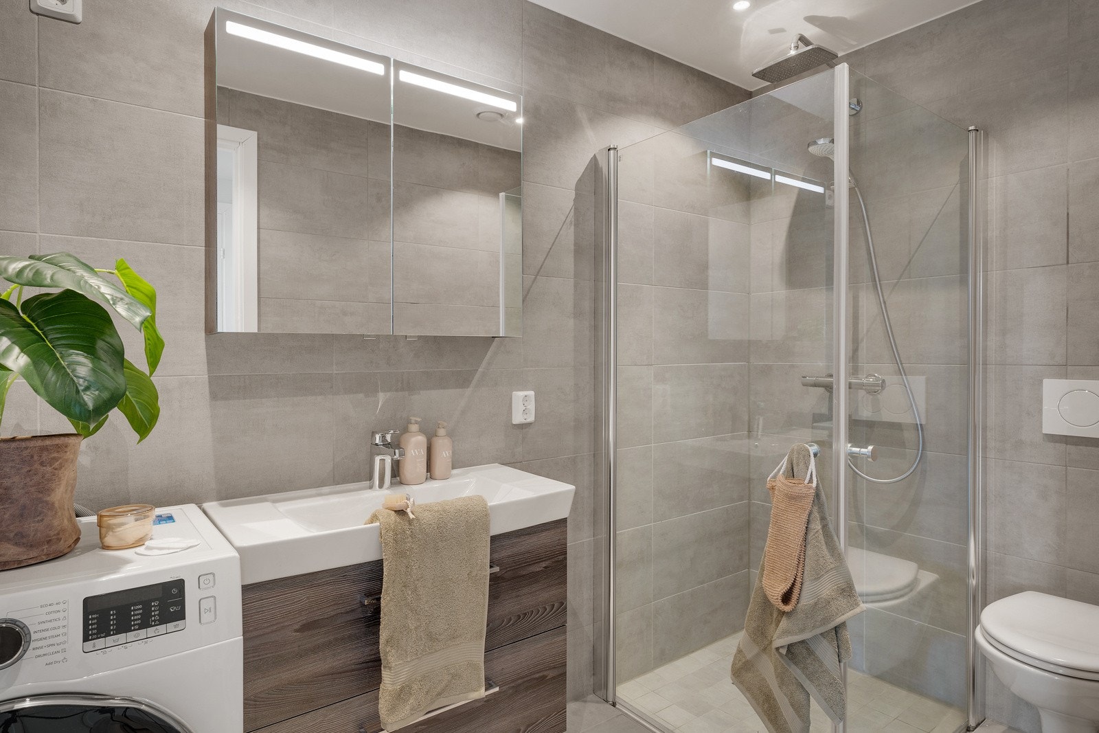 Hovedbad med varmekabler i gulv. Galleribilde