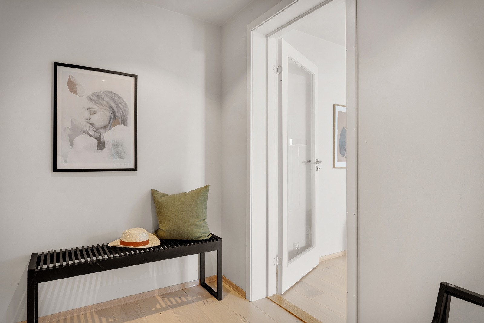 Fra entréen. Galleribilde