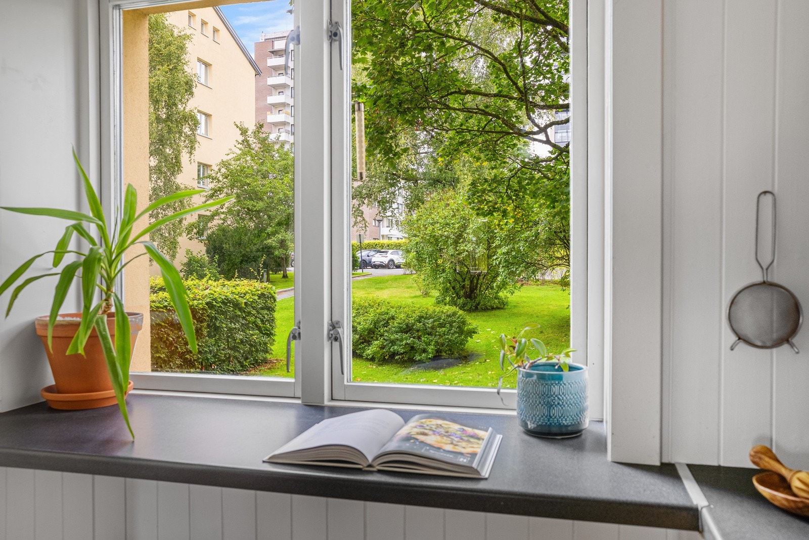 Utsyn mot felles grøntarealer. Galleribilde