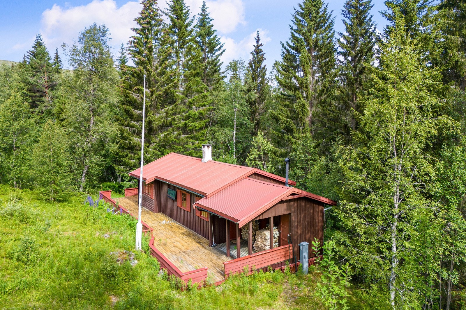 Velkommen til Songmoen - et koselig hyttefelt omlag 15 minutter fra Orkanger. Galleribilde