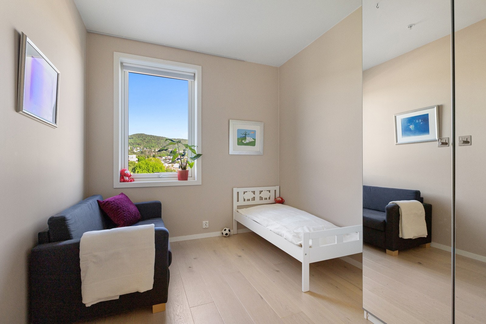 Soverom 2 Galleribilde