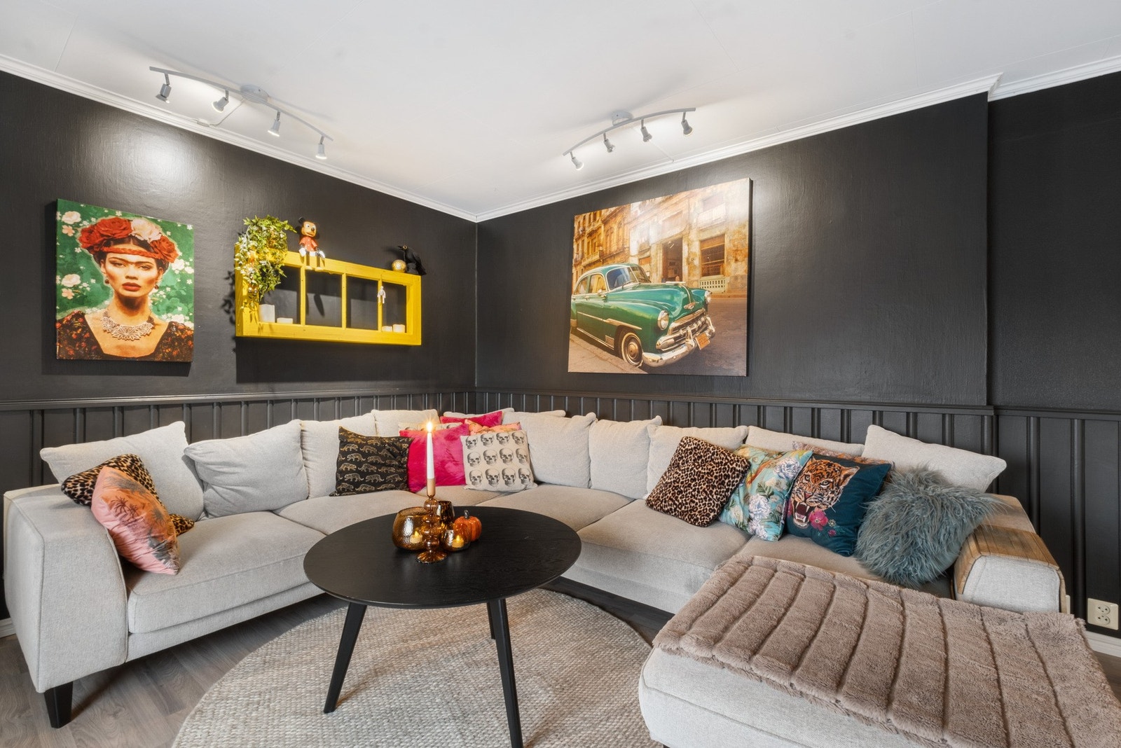 God planløsning med delvis åpen stue/kjøkken løsning Galleribilde