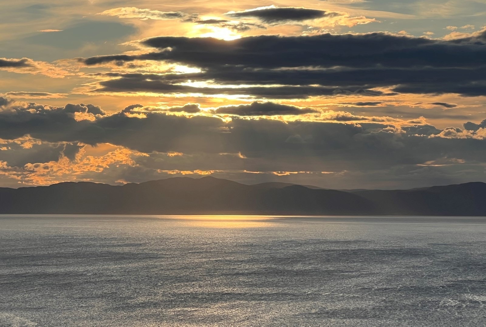 Fantastisk utsiktsforhold fra eiendommen. Bildet er tatt av selger. Galleribilde