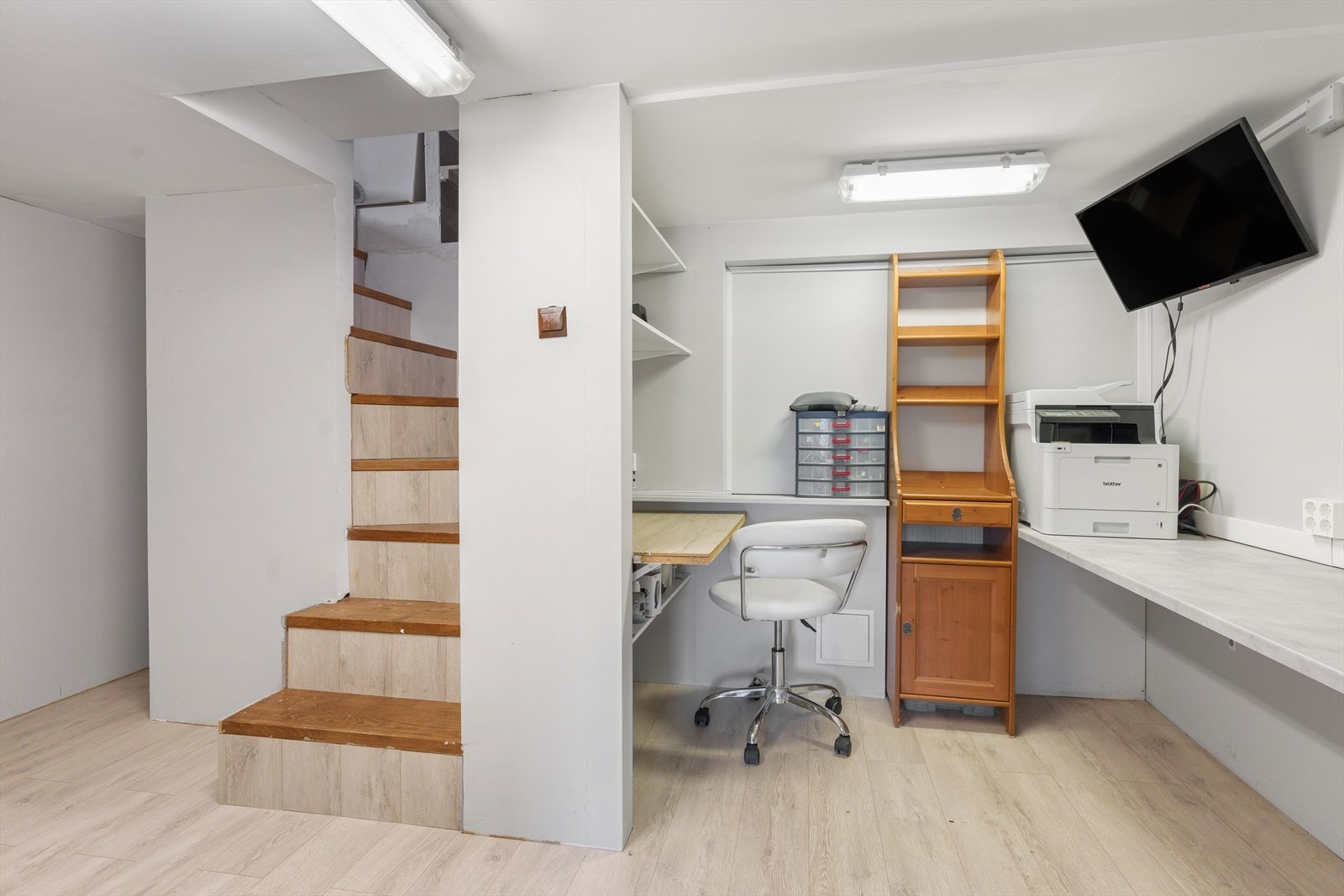 Gang, kjelleretg. Galleribilde