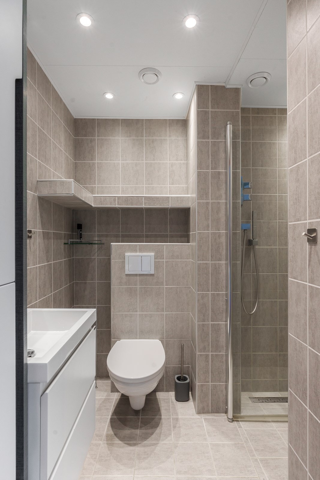 Bad, loftsetg. Galleribilde