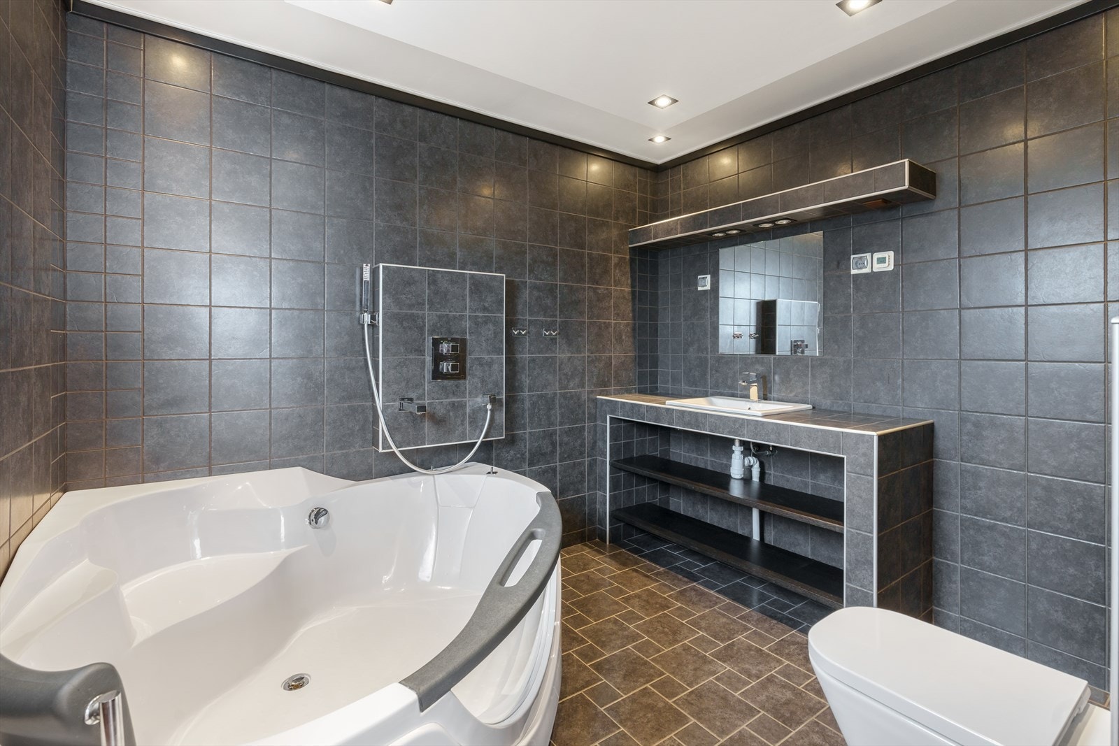 Bad, hovedetg. Galleribilde