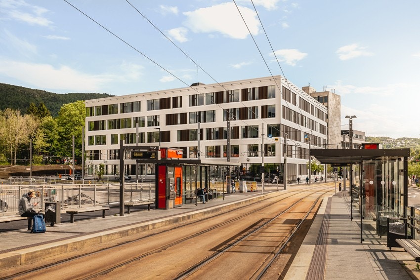 HVL er kun en liten gåtur unna. Galleribilde