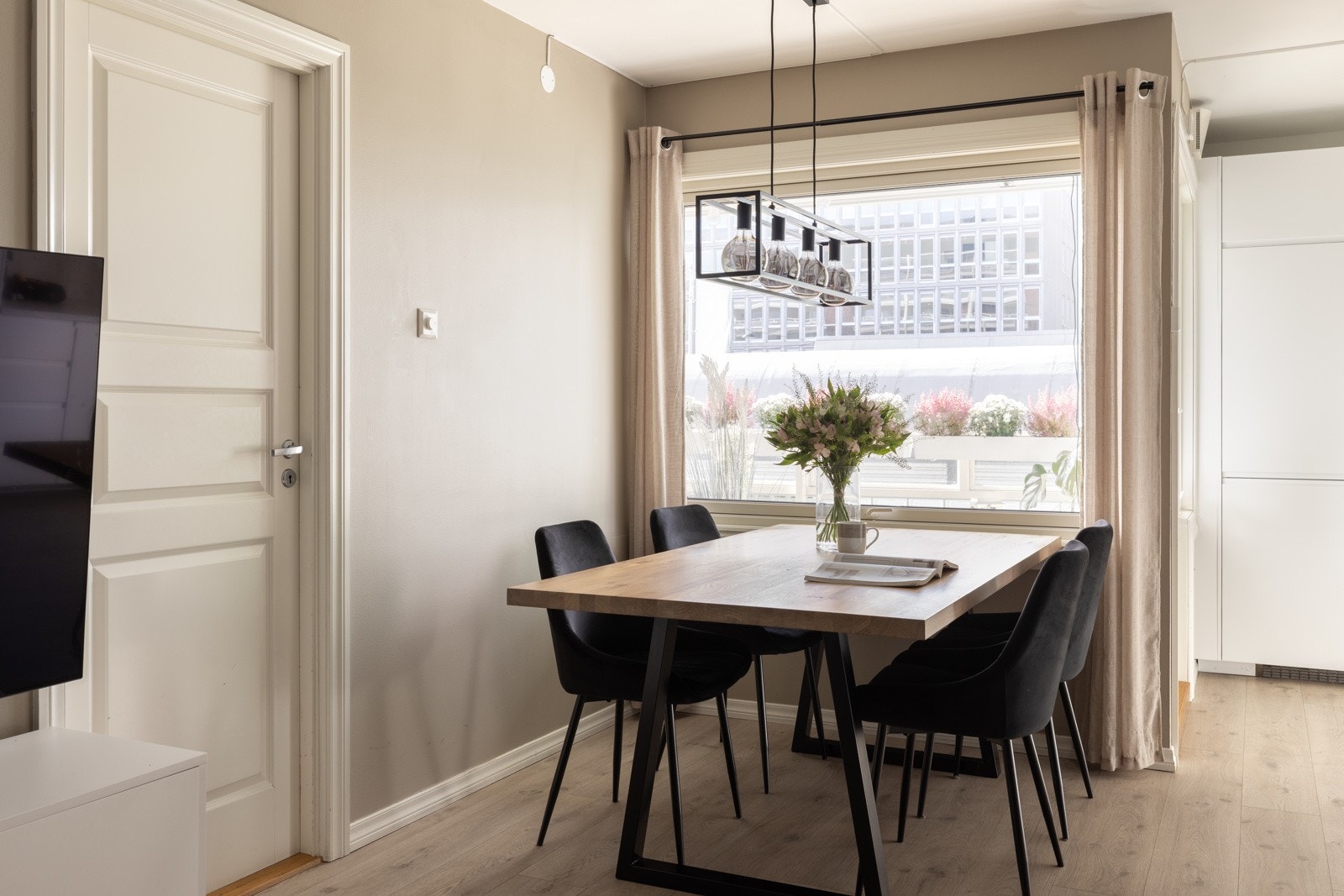 Du kan enkelt dekke på til mange i hverdagen. Galleribilde