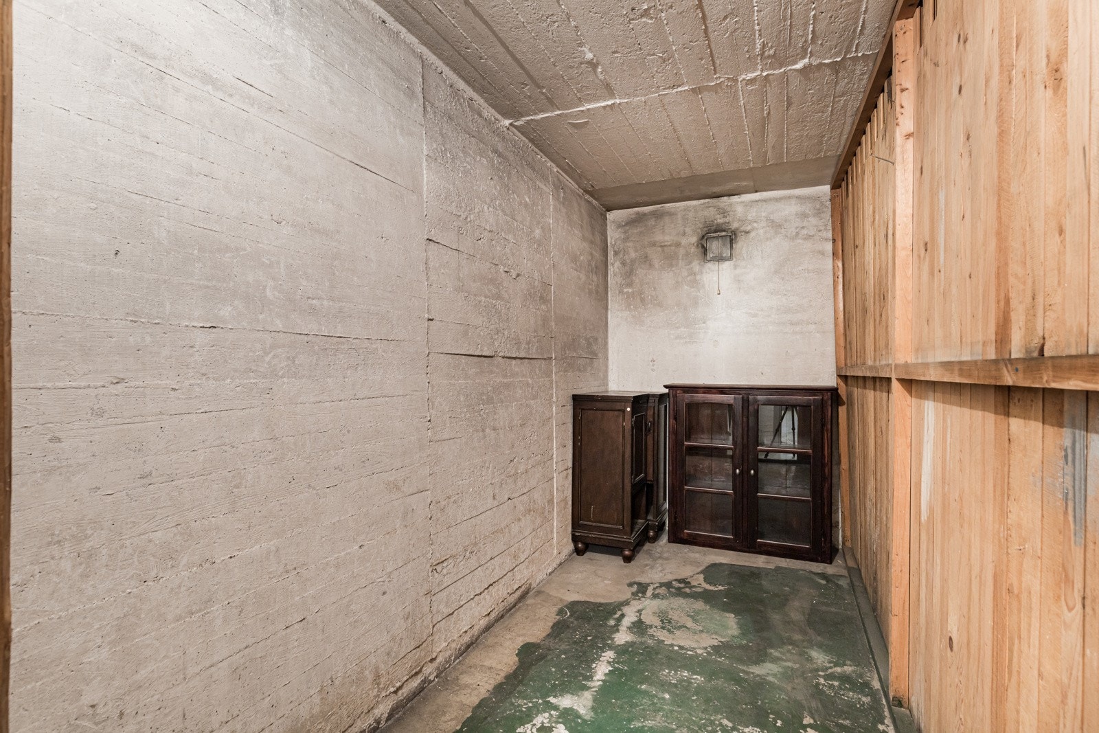 Kjellerbod #2. Galleribilde