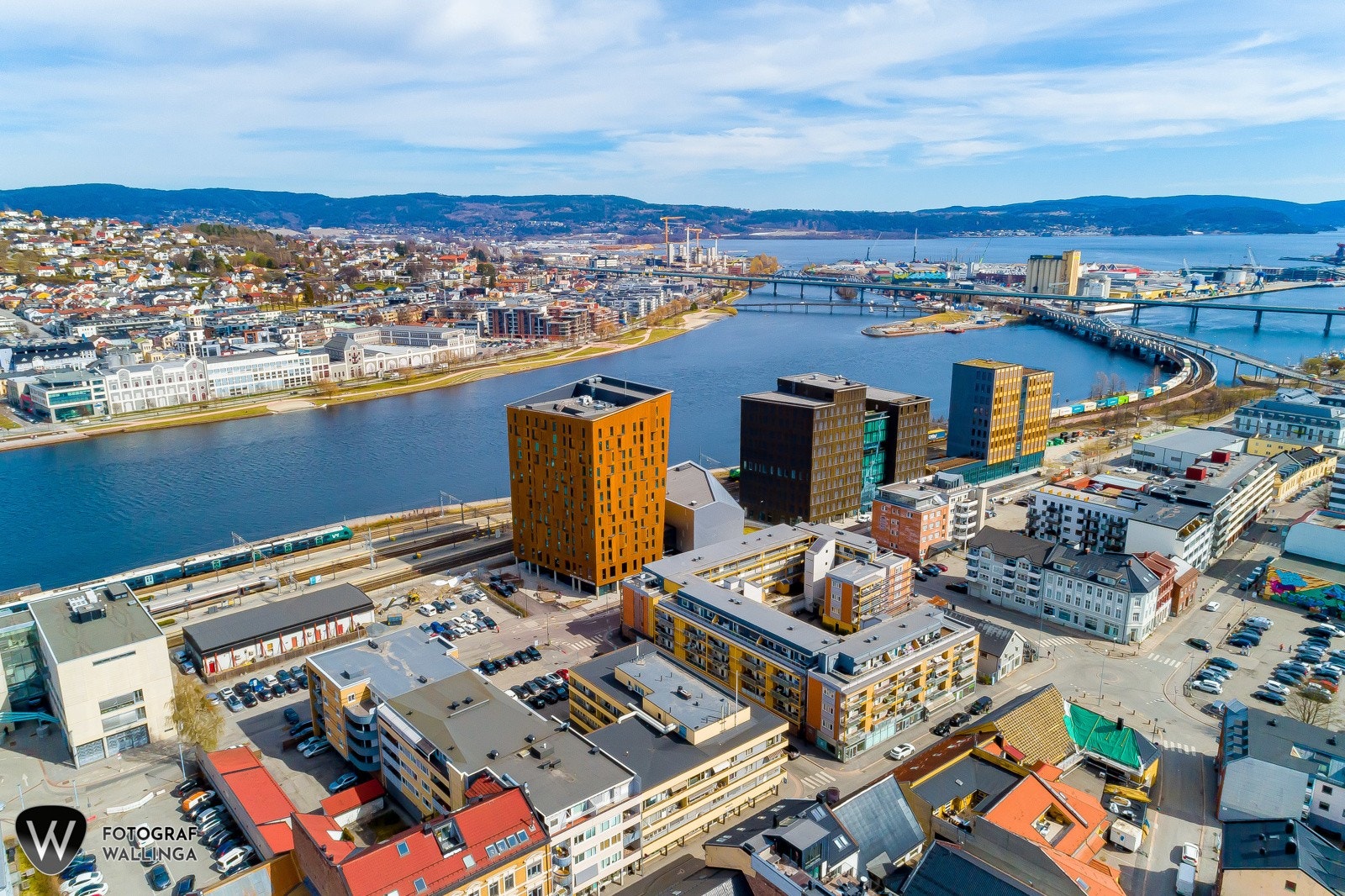 Leiligheten har en sentral beliggenhet på Strømsø med gangavstand til servicetilbud. Galleribilde