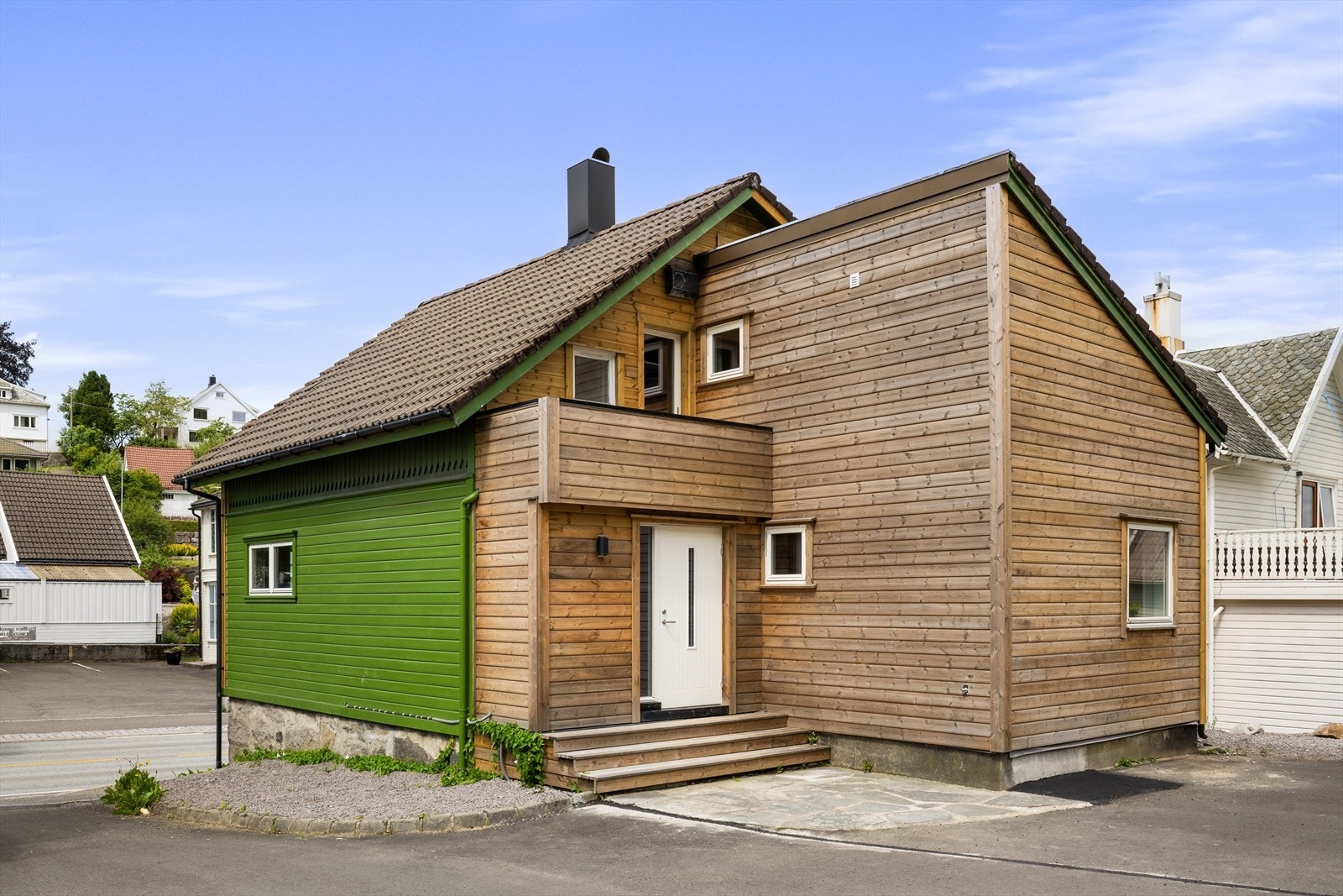 Tre av fire sider har ny kledning. Galleribilde