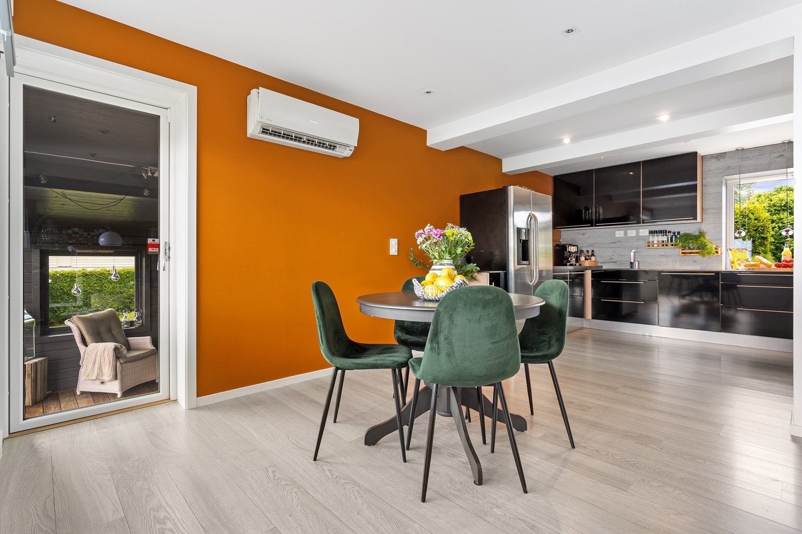 Det er også etablert varmepumpe for oppvarming Galleribilde