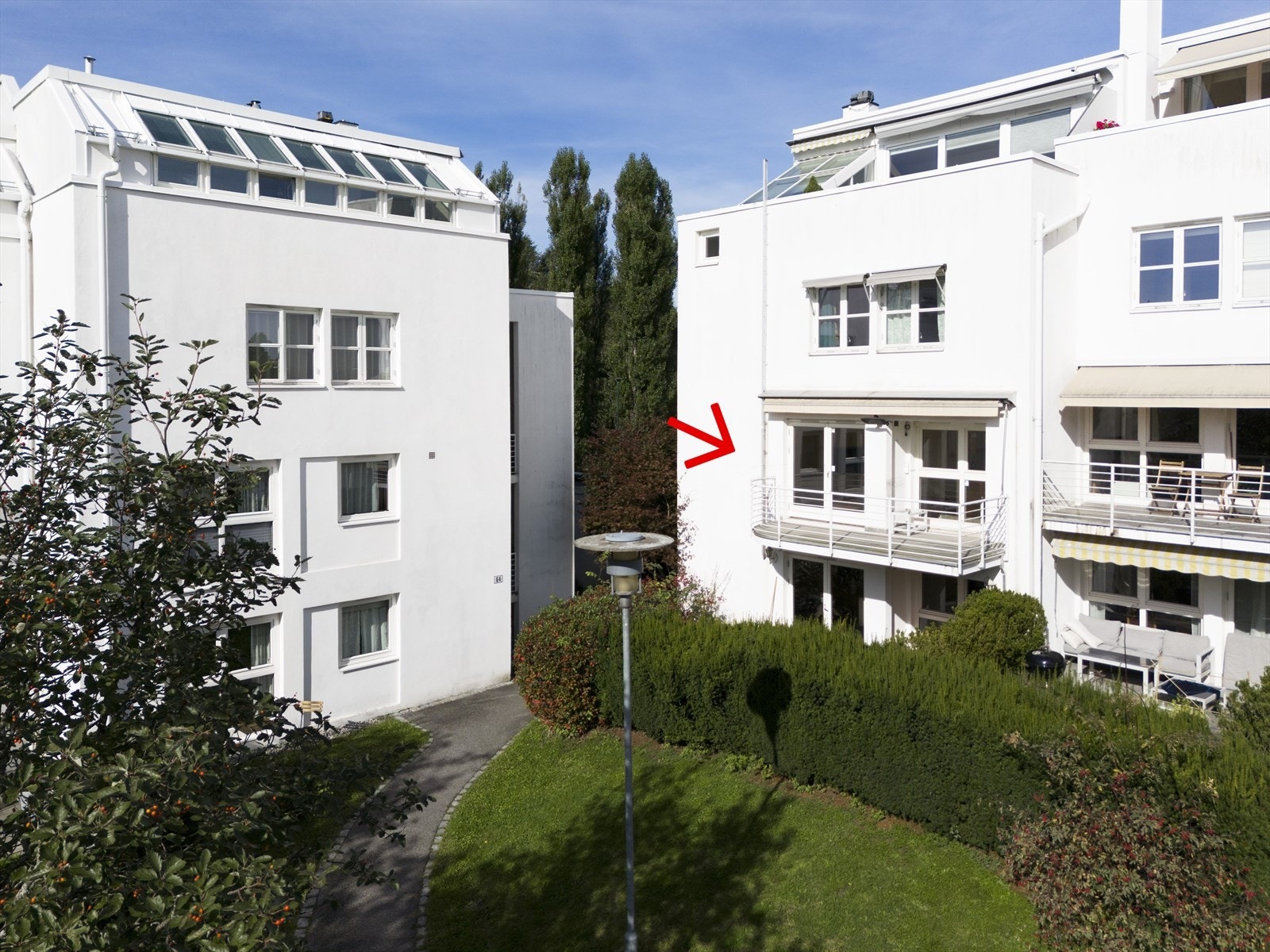 Leiligheten ligger i en høy andre etasje. Galleribilde