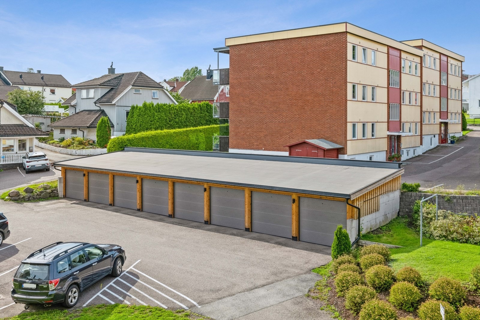 Nye garasjer i borettslaget, søknad etter ansinitet. (Arkiv bilde) Galleribilde