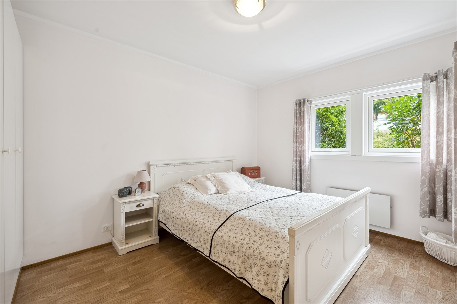 Soverom med adkomst til bad og stue. Galleribilde