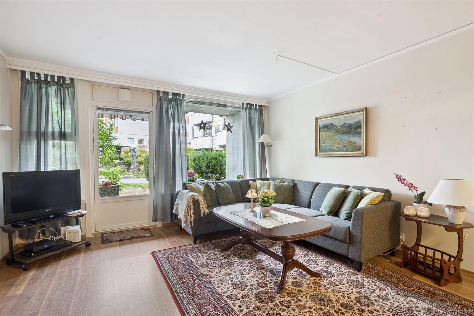 Lys og trivelig stue. Galleribilde