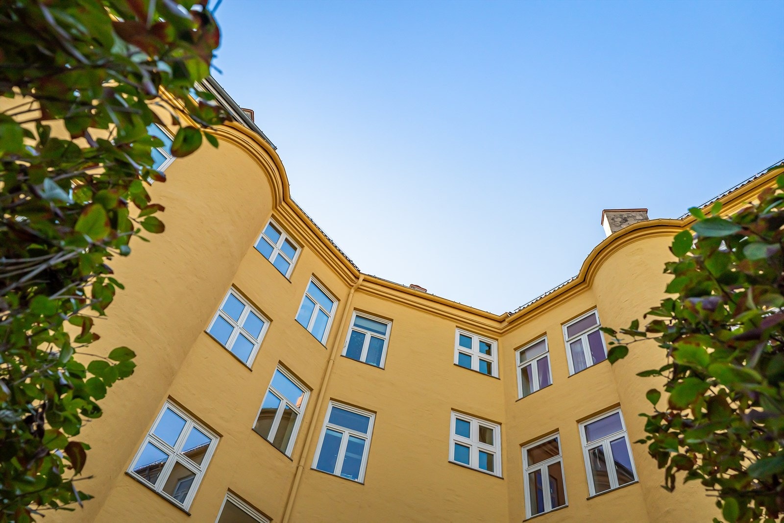 Fasade fra bakgård Galleribilde