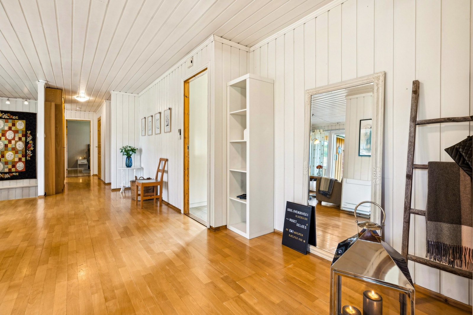 Gang/hall. Galleribilde