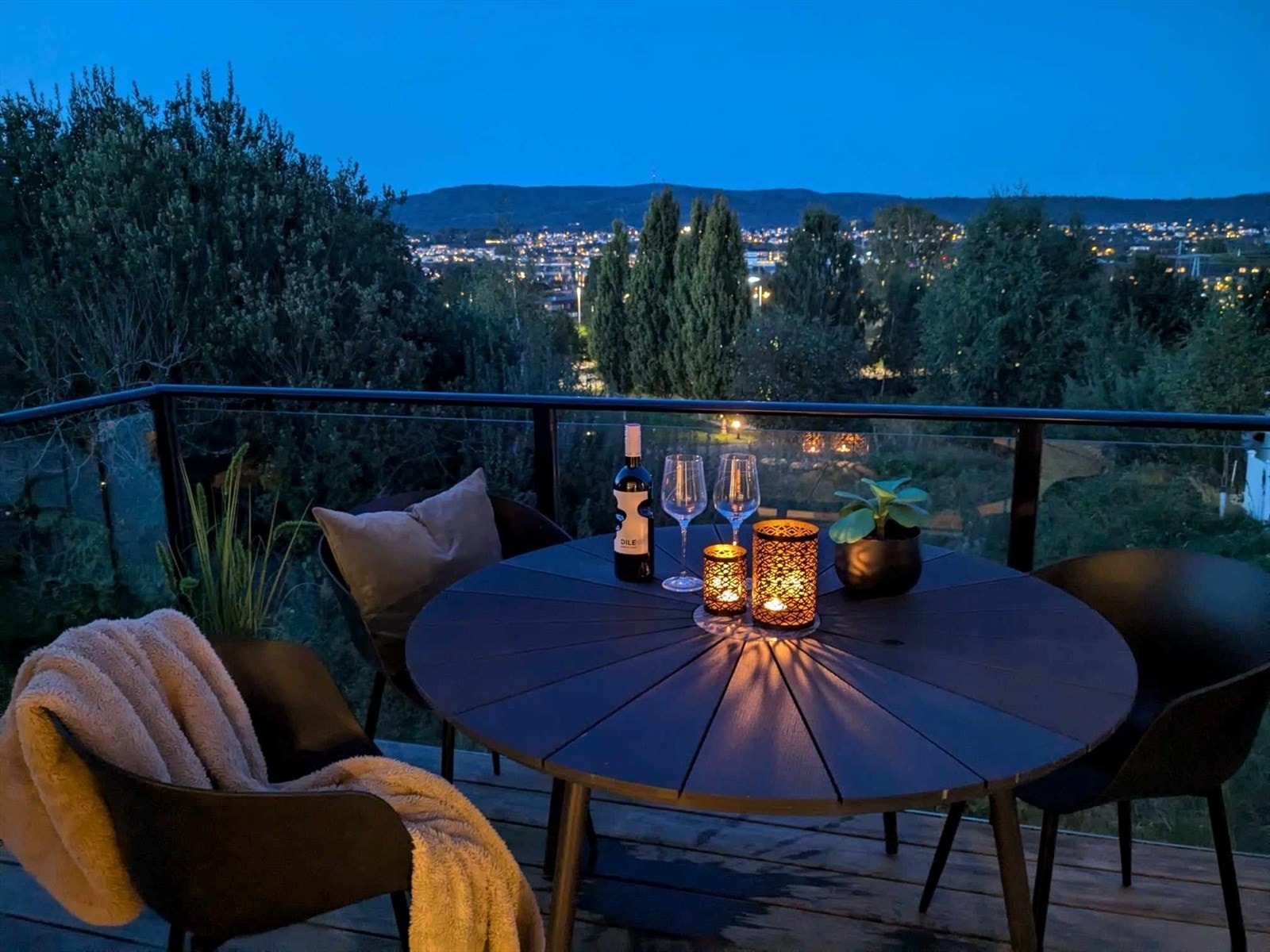 Kveldsstemning med fin utsikt! Galleribilde