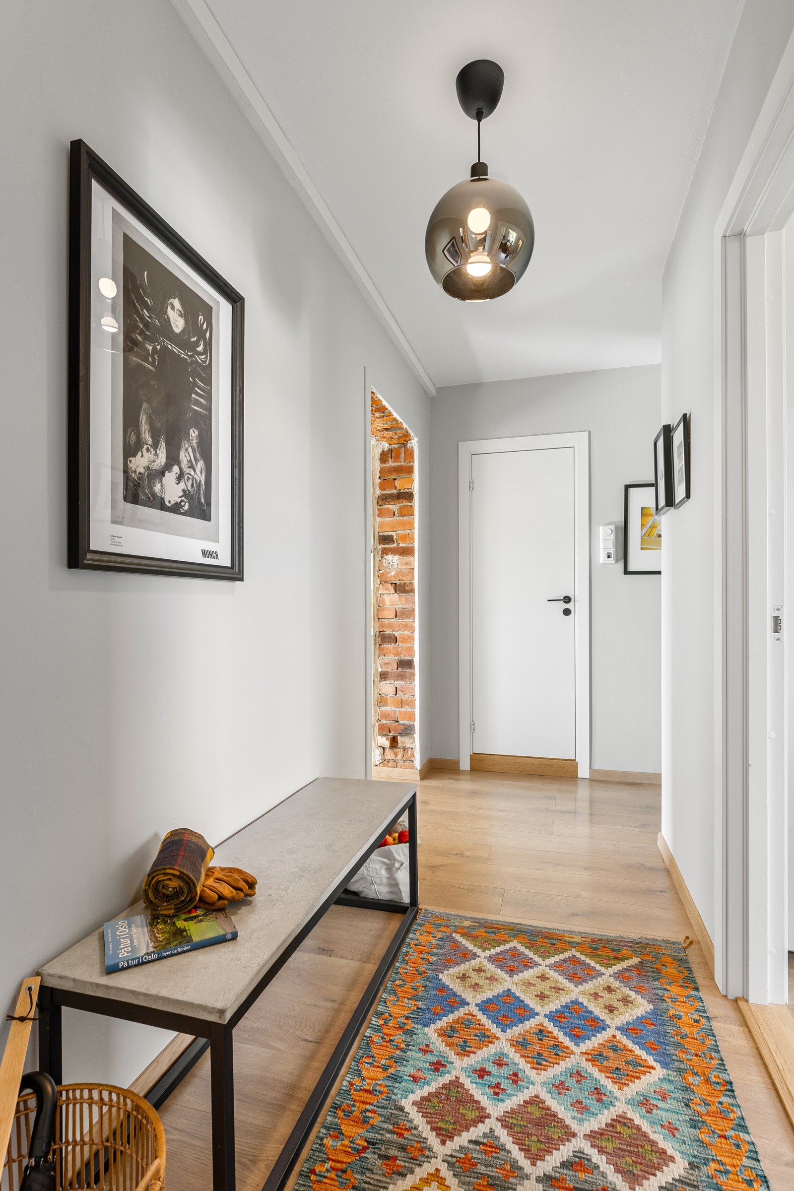 Entré sett fra inngangsdøra Galleribilde