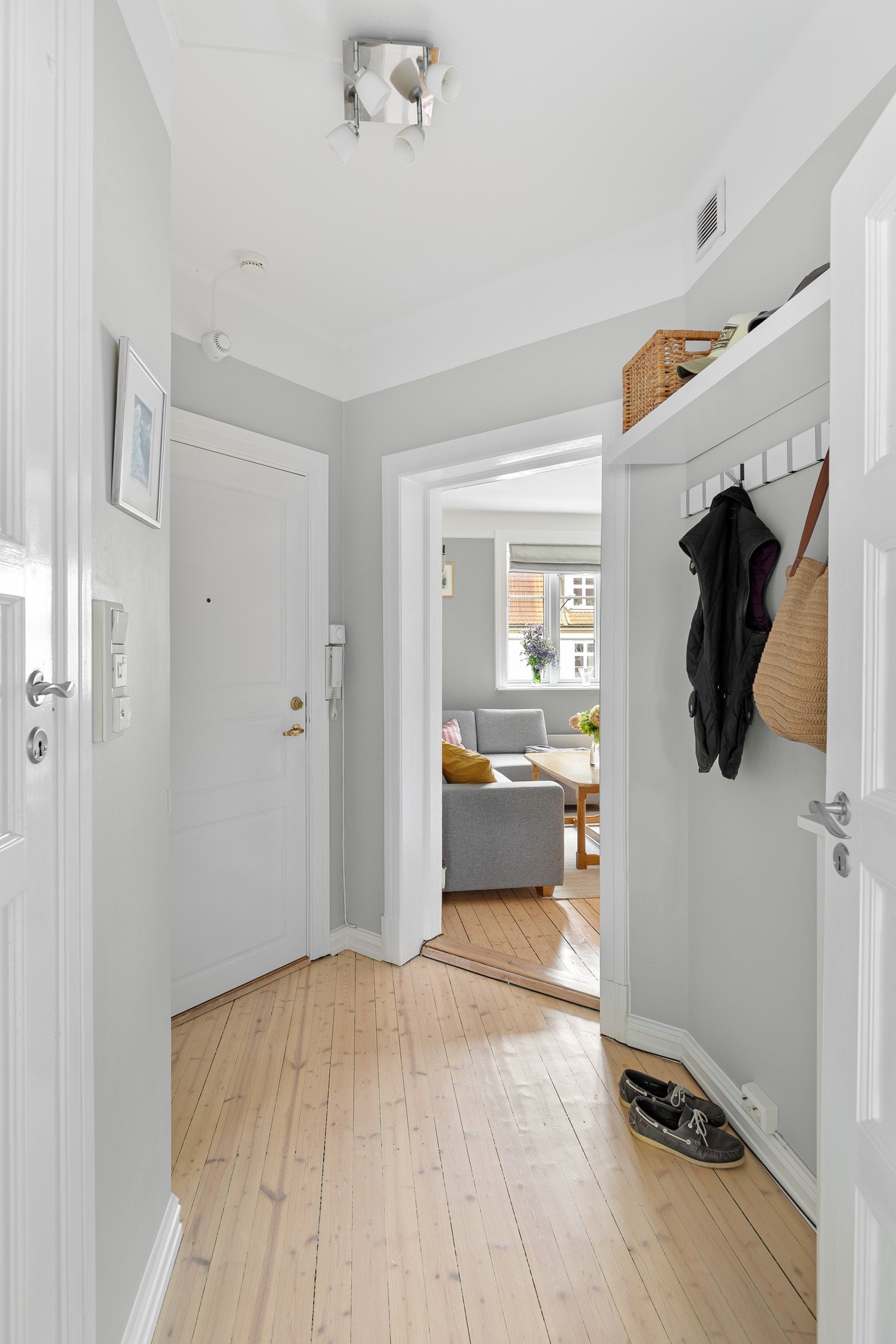 Videre via gang har man tilkomst til soverommene Galleribilde