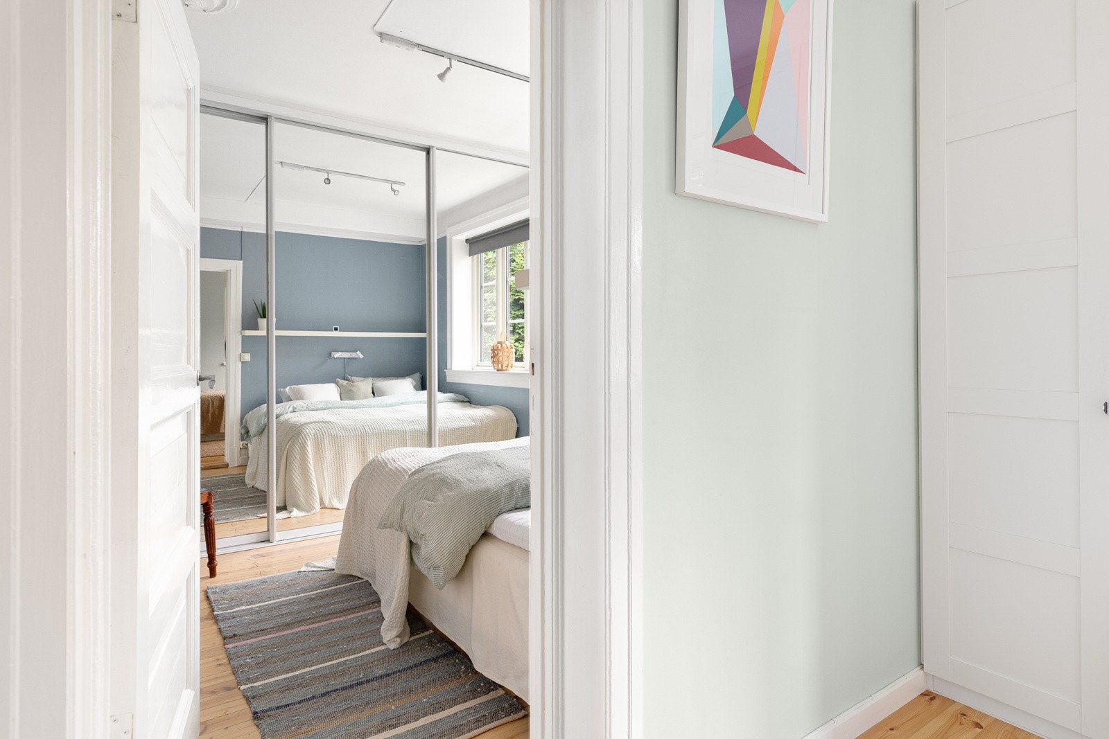 Soverommet har i dag tilkomst fra det mindre soverommet Galleribilde