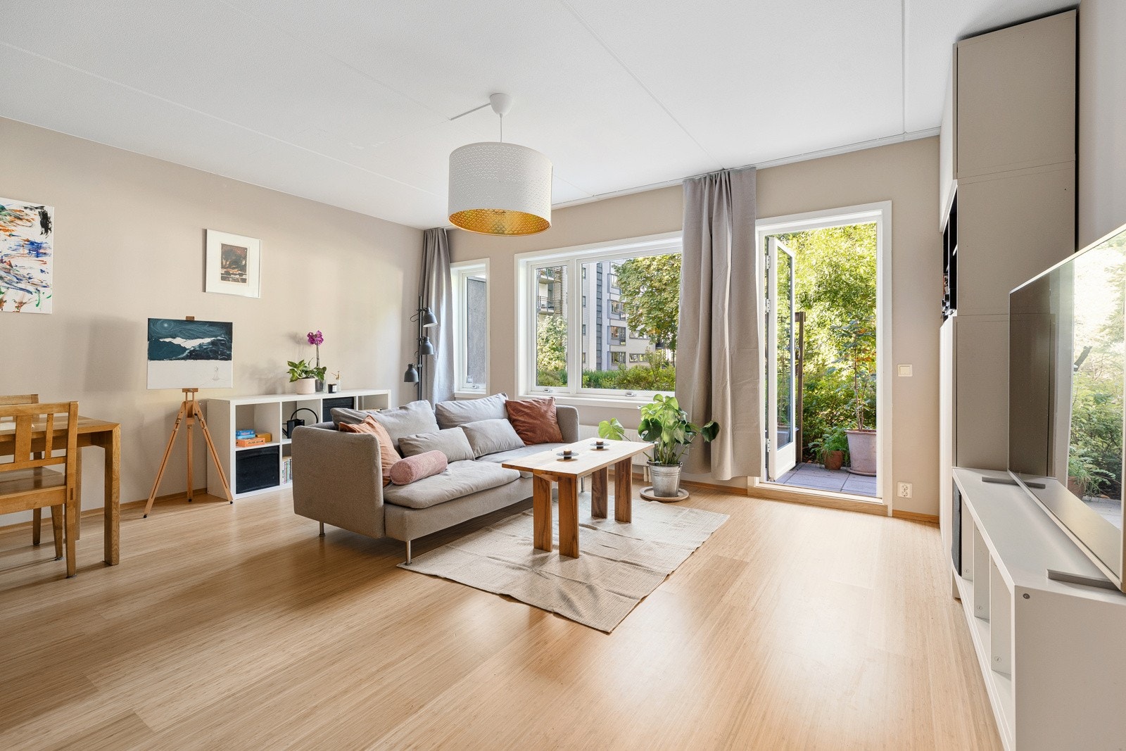 Meget god planløsning og markterrasse Galleribilde