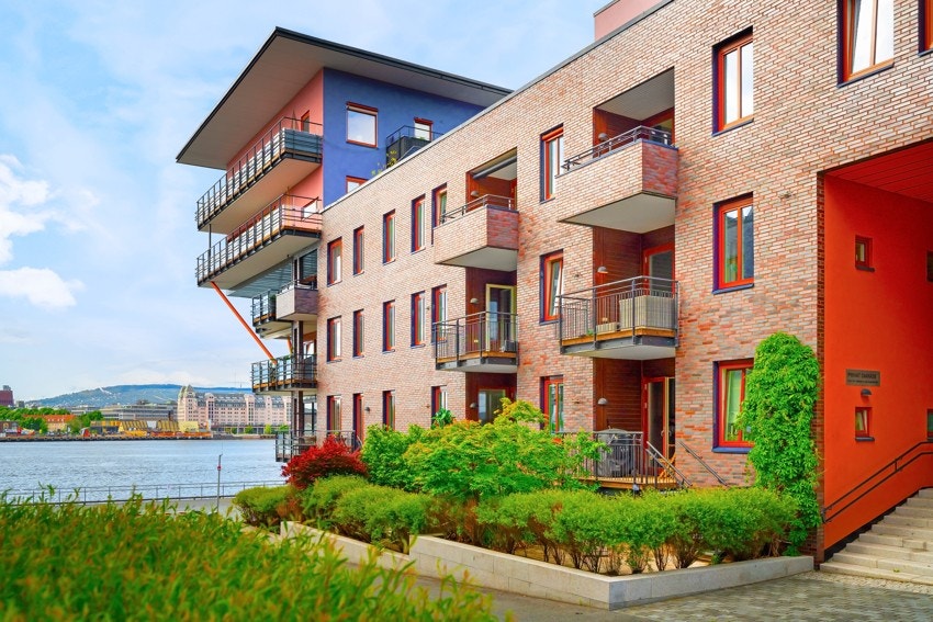 Leiligheten ligger i tilbaketrukket i sidegate Galleribilde