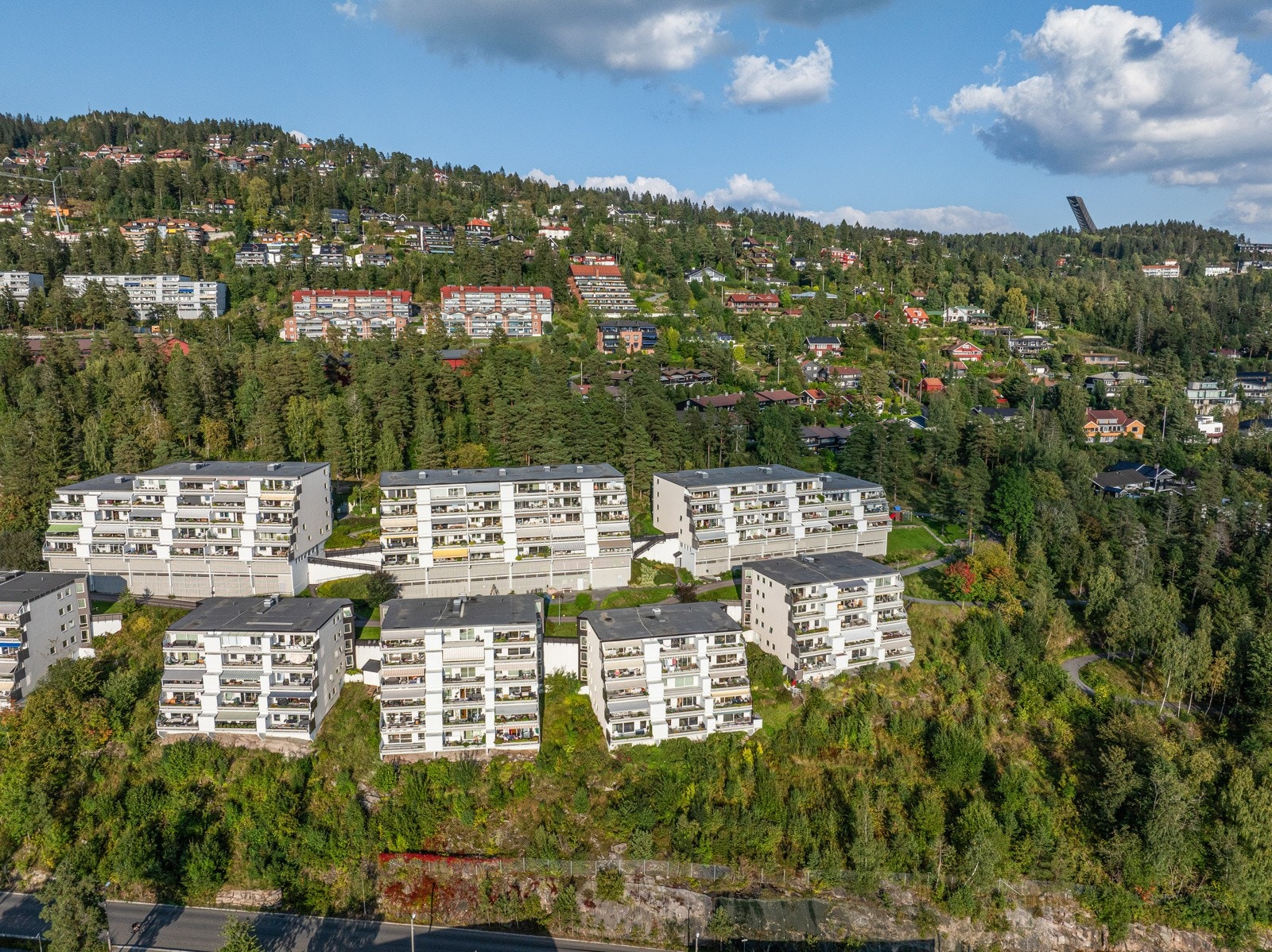 Åsly borettslag består av 158 leiligheter med en god miks av folk i alle aldre. Galleribilde