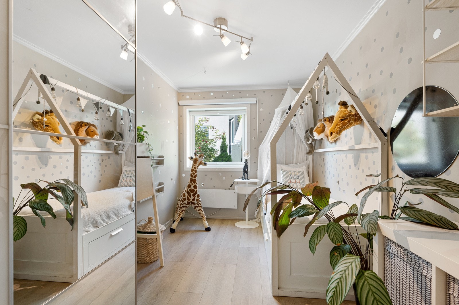 Soverommene passer også godt som gjesterom eller kontor. Galleribilde