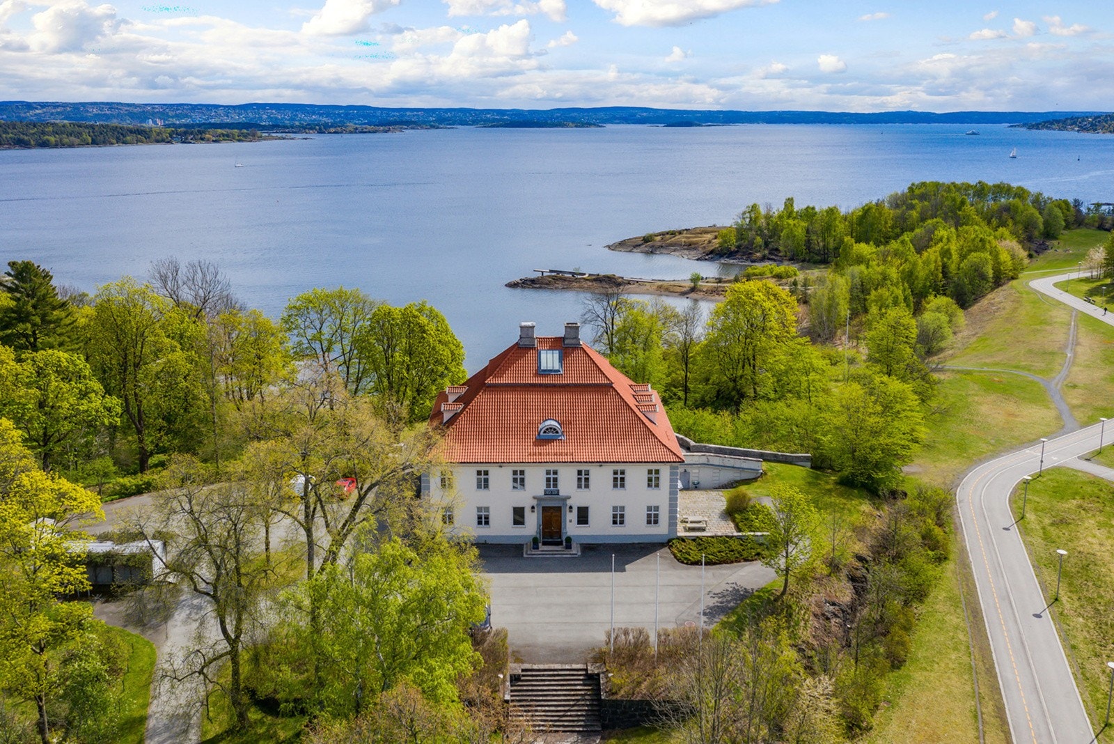 650 meter til Fornebukta badeplass Galleribilde