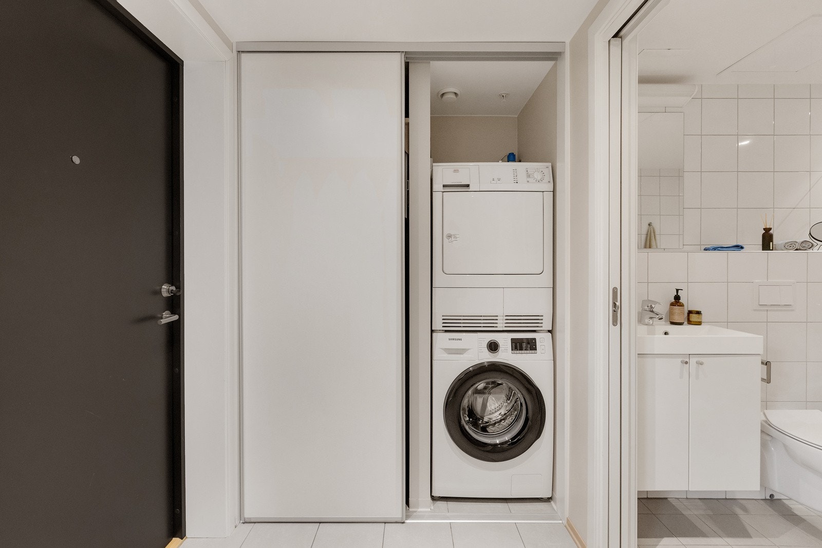 Her er det også opplegg for vaskemaskin og tørketrommel. Galleribilde