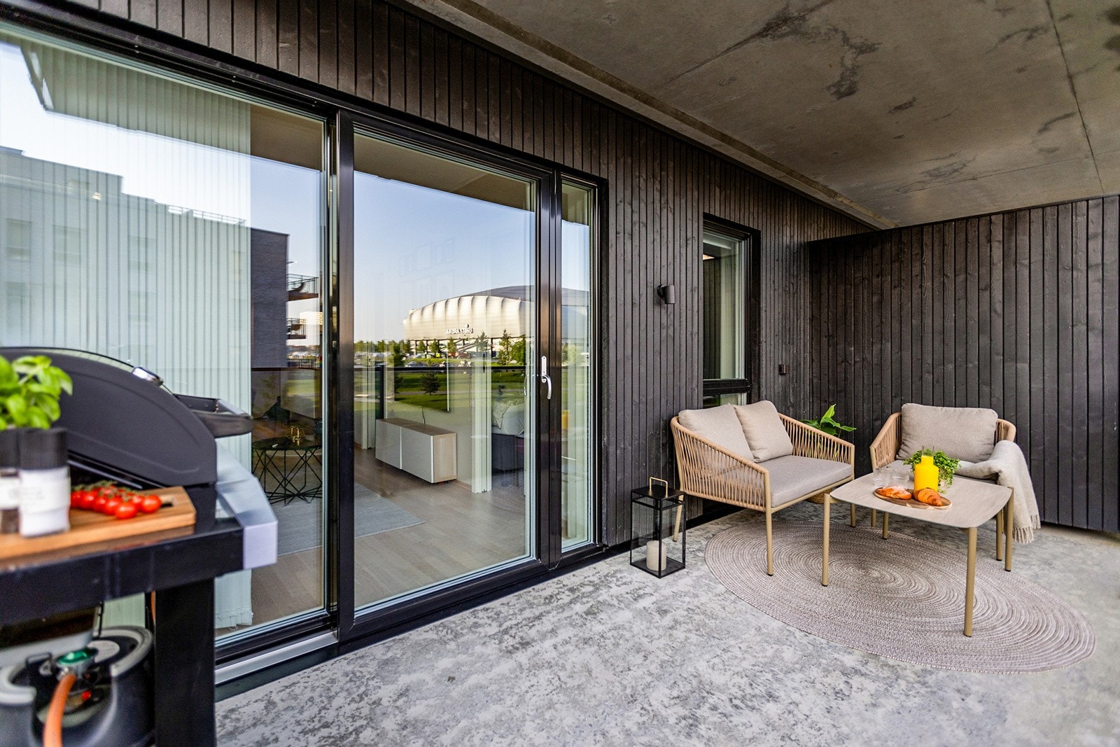 Godt med plass til spisemøblement på balkongen Galleribilde