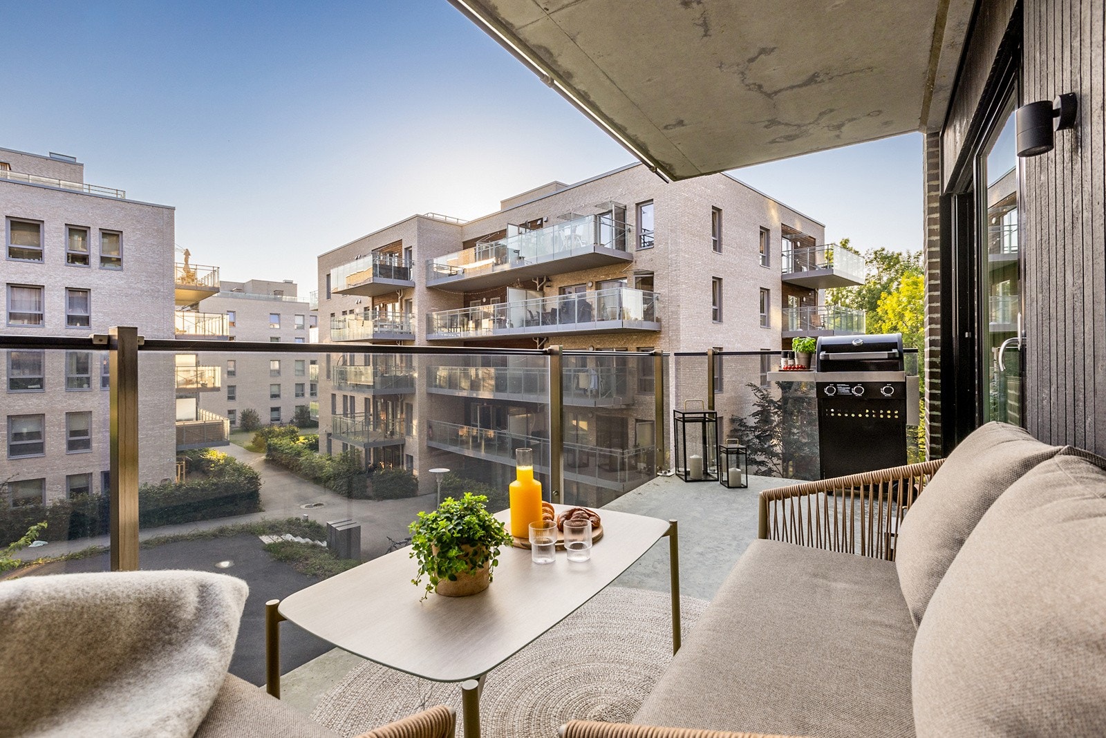 Leiligheten har en super internbeliggenhet med gode solforhold Galleribilde