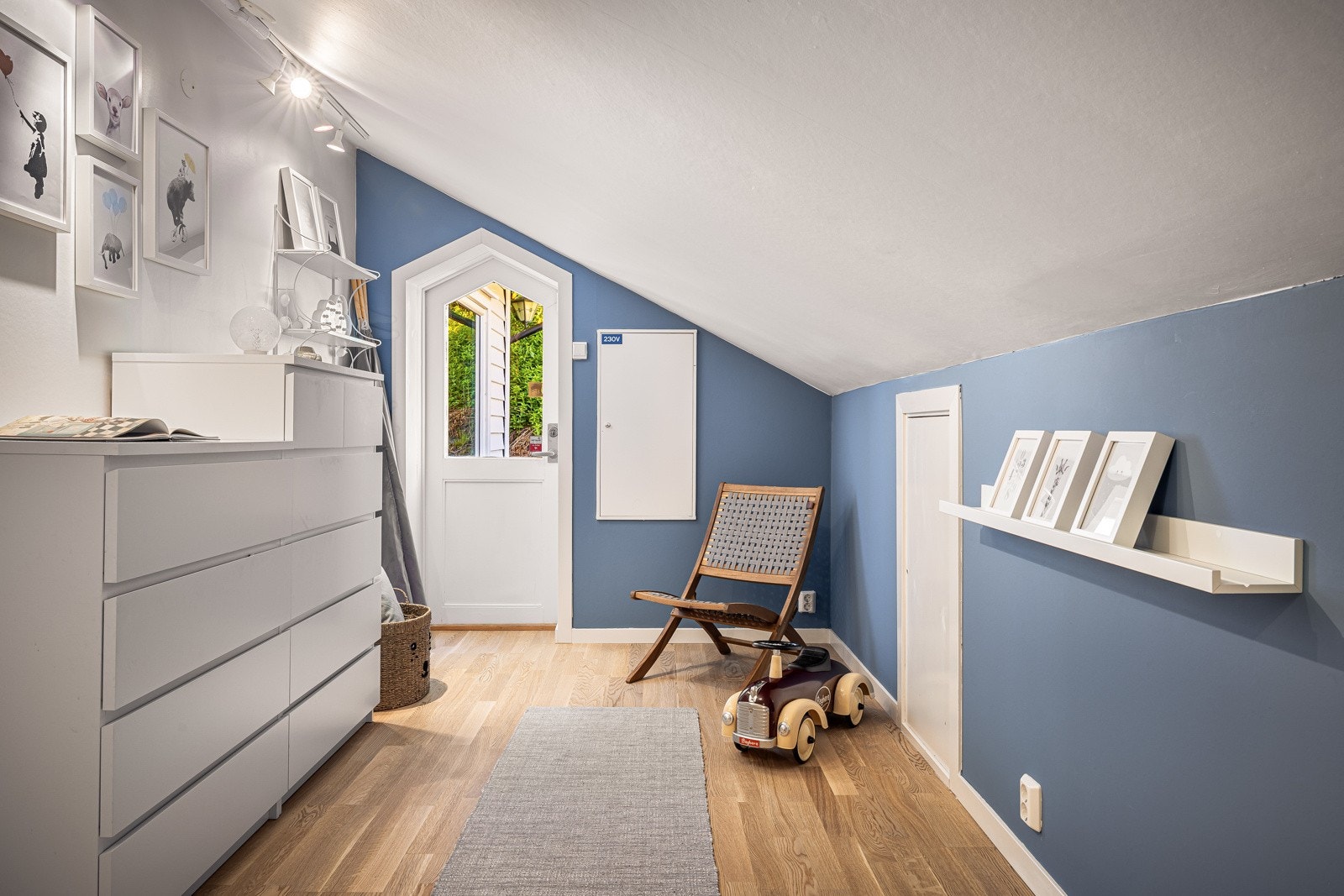 Rom som brukes som gjesterom/lekerom pt (ikke godkjent som soverom) Galleribilde