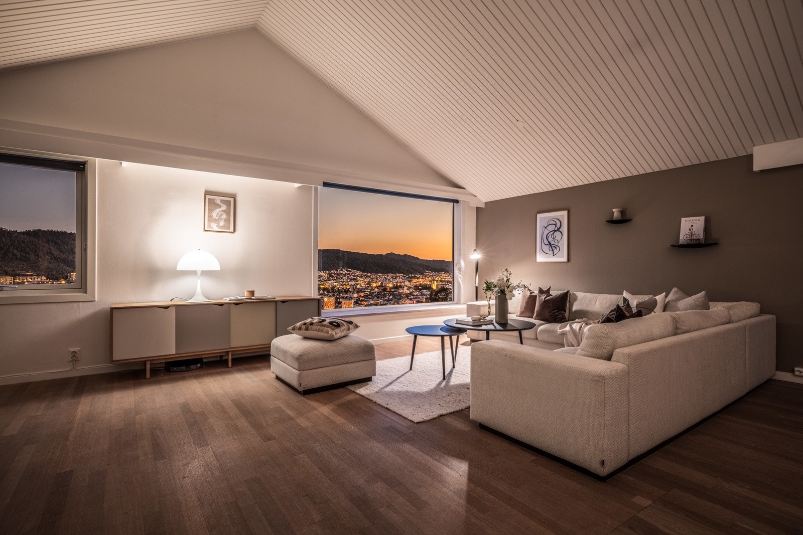 Her har man en magisk utsikt utover Bergen by Galleribilde