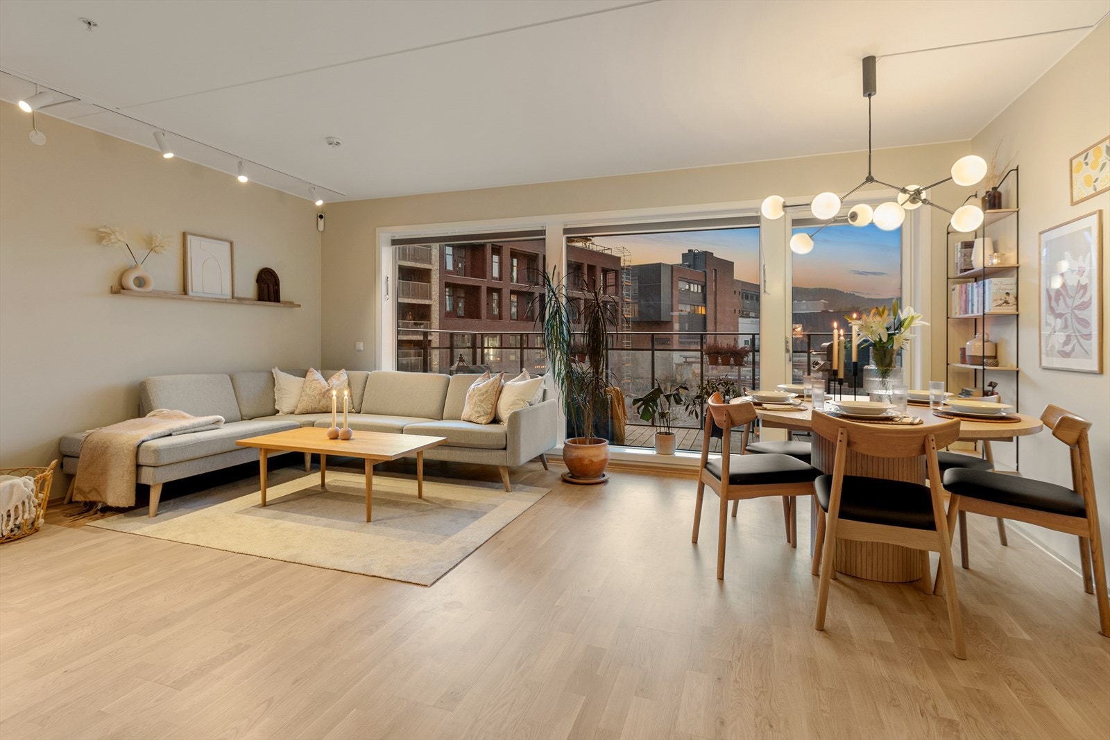 Velkommen til Midtveien 65 Galleribilde