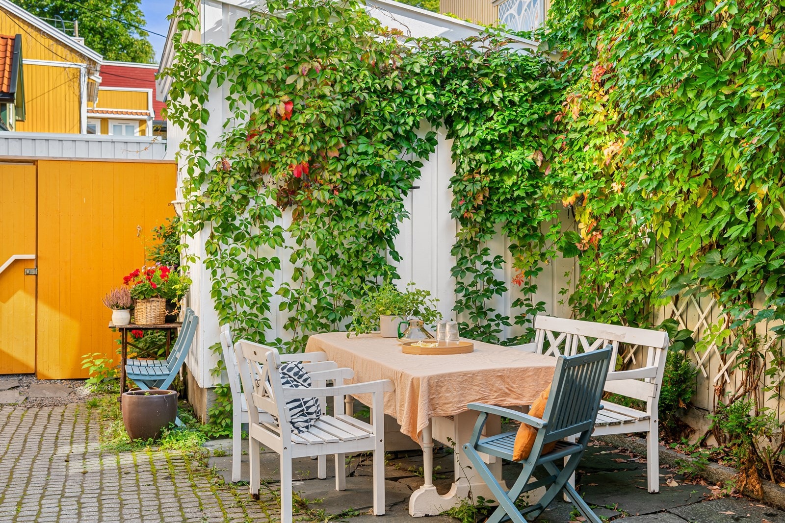 Et ypperlig sted å invitere venner og familie til grillfest på varme sommerdager. Galleribilde
