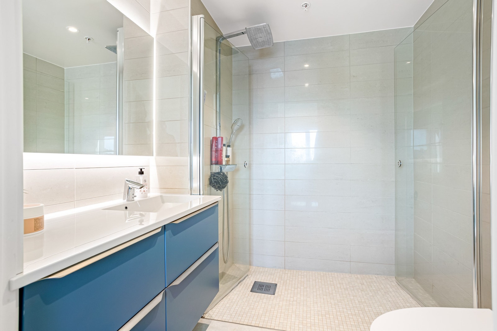 Bad tilknyttet hovedsoverommet Galleribilde