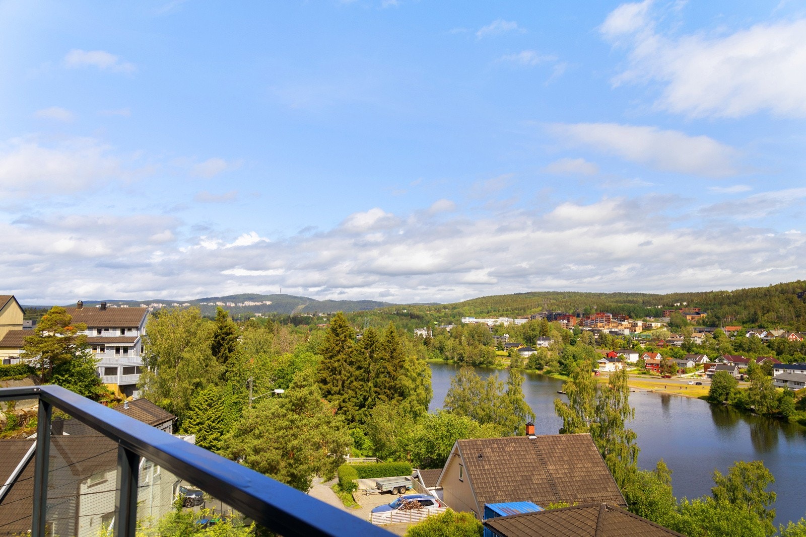 Takterrassen har glimrende solforhold og en slående panoramautsikt. Galleribilde